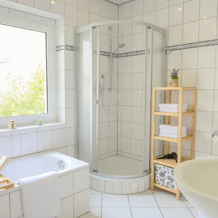 Holiday home Hofgut - Familienquartier Klassik Eveshausen